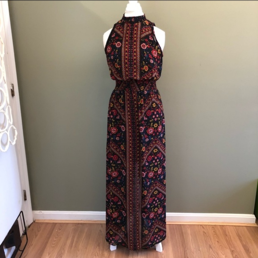 Sleeveless floral maxi dress M